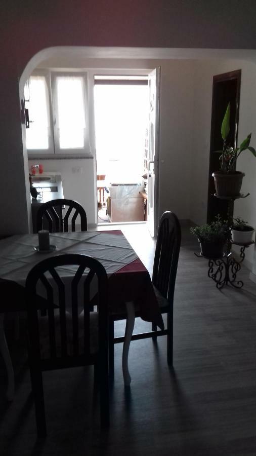 Vesna * Zambratija (Istria)